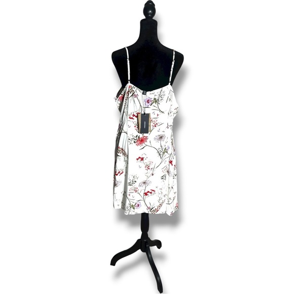 Vero Moda NWT Floral White Red/Purple Floral Print Sleeveless Flowy Mini Dress - Picture 5 of 12